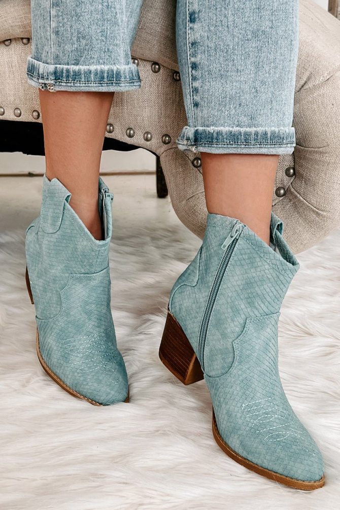 Deceiving Looks Chinese Laundry Faux Leather Snake Print Booties (Ligh · NanaMacs - Image 2