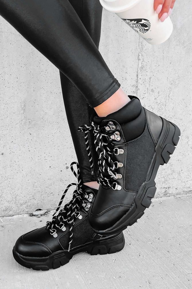 Aspen Adventures Lace-Up Boots (Black) · NanaMacs