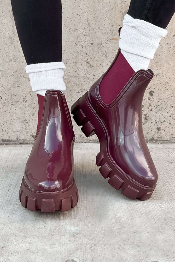 Doorbuster Walking In The Rain Lug Sole Chelsea Rain Boots (Burgundy P · NanaMacs - Image 2