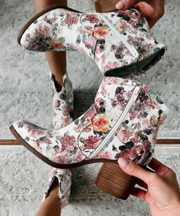 Wild Hearts Floral Western Booties (White/Floral) · NanaMacs