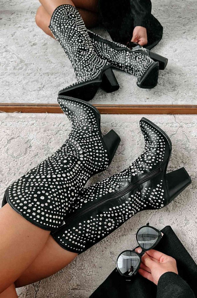 Country Soul Rhinestone/Studded Western Boots (Black) · NanaMacs