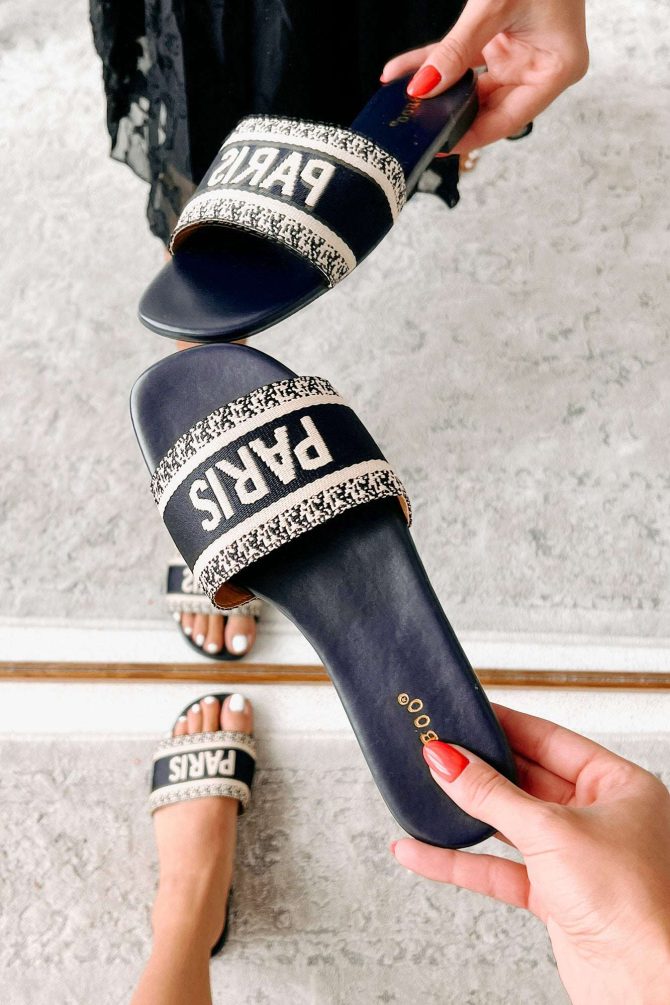 "Paris" Graphic Slide Sandals (Dark Navy/Beige) · NanaMacs