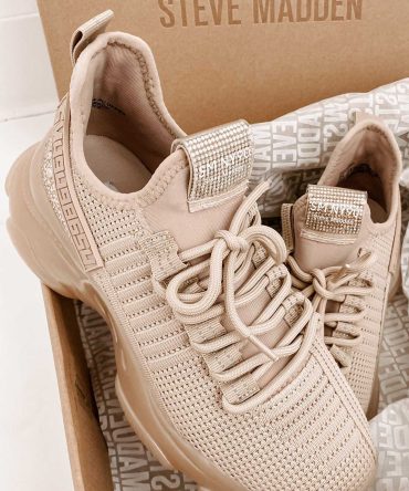 Raise The Bar Steve Madden Chunky Rhinestone Chunky Sneakers (Blush Mu · NanaMacs