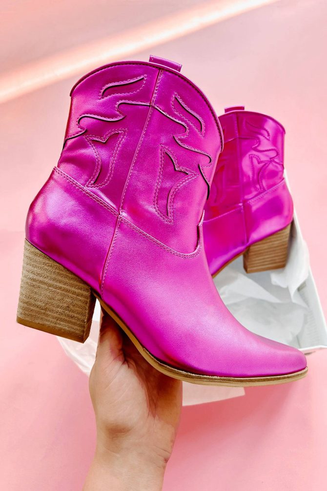 Dirt Road Diva Metallic Western Booties (Fuchsia) · NanaMacs