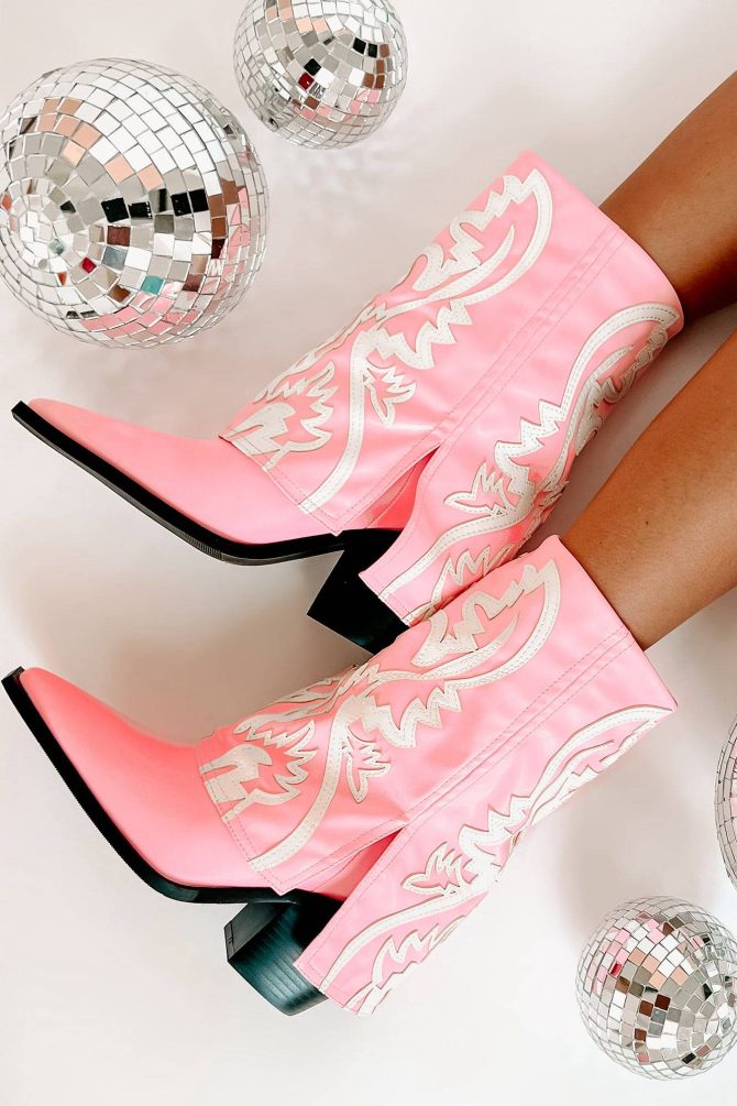 Esperanza Western Stitch Fold-Over Boots (Light Pink) · NanaMacs - Image 4