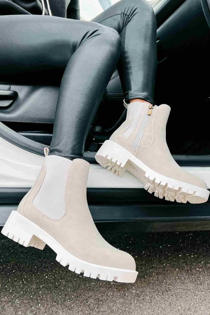 Dreya Lug Sole Chelsea Boots (Grey) · NanaMacs - Image 3