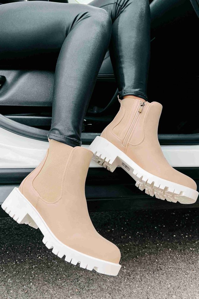 Dreya Lug Sole Chelsea Boots (Nude) · NanaMacs - Image 3